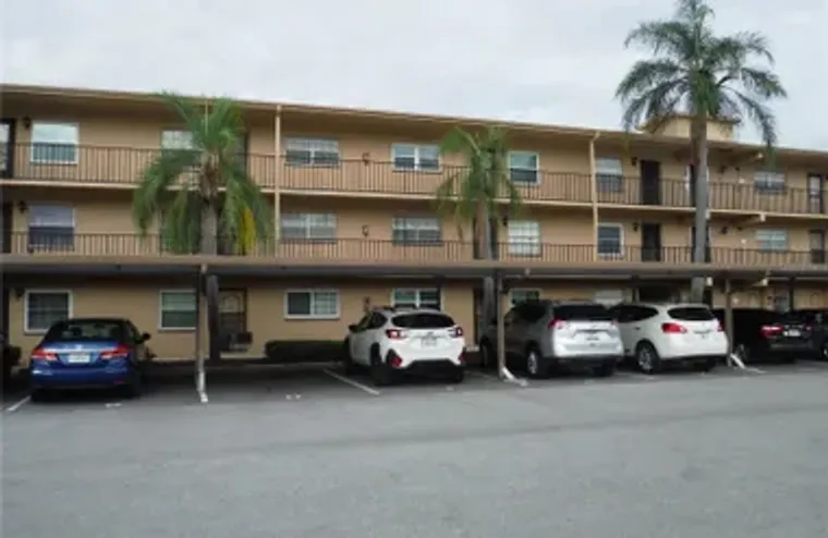 1370 HEATHER RIDGE BLVD 104, DUNEDIN, FL..., Dunedin, FL 34698