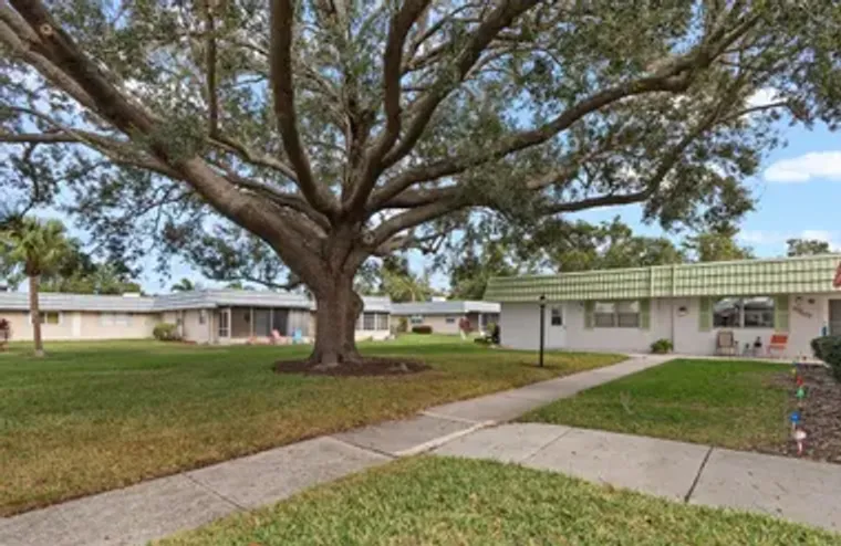 1802 BEDFORD LN 2, SUN CITY CENTER, FL, ..., Sun City Center, FL 33573