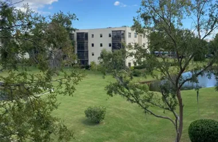 8174 TERRACE GARDEN DR N UNIT 307, ST PE..., St Petersburg, FL 33709