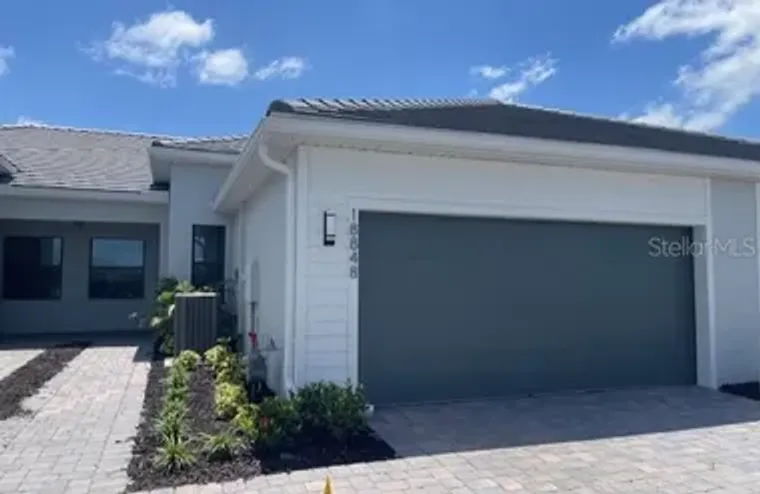 18848 INDIAN ROCK PL, LAKEWOOD RANCH, FL..., Lakewood Ranch, FL 34211