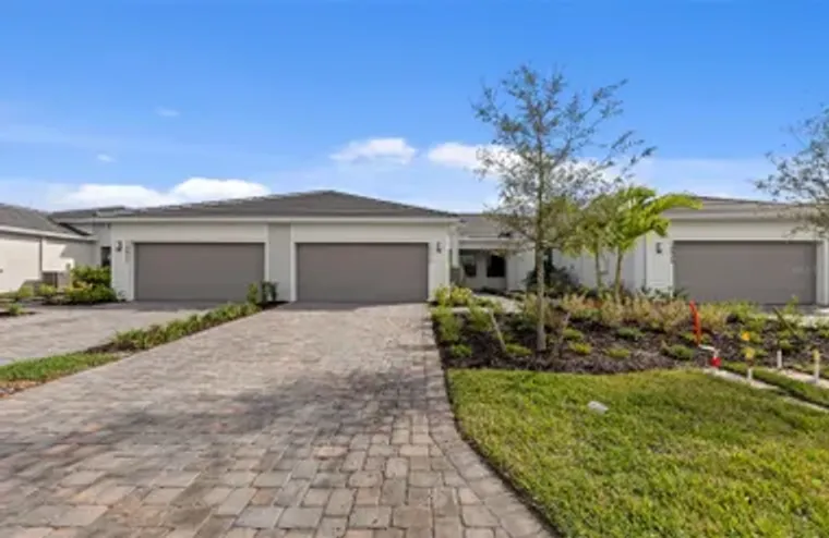 18828 INDIAN ROCK PL, LAKEWOOD RANCH, FL..., Lakewood Ranch, FL 34211