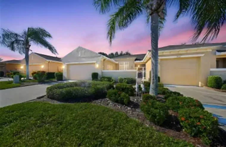 2112 SIFIELD GREENS WAY # 5, SUN CITY CE..., Sun City Center, FL 33573