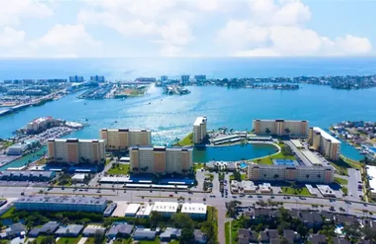 4725 COVE CIR APT 207, SAINT PETERSBURG,..., Saint Petersburg, FL 33708