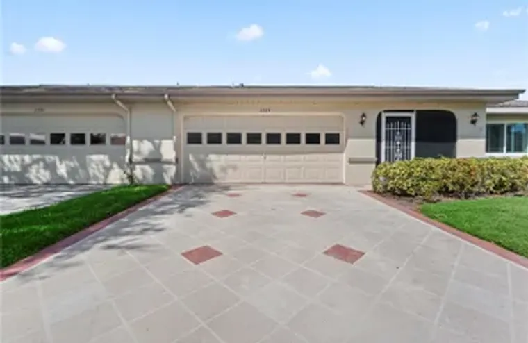 2329 LANCASTER DR, SUN CITY CENTER, FL, ..., Sun City Center, FL 33573