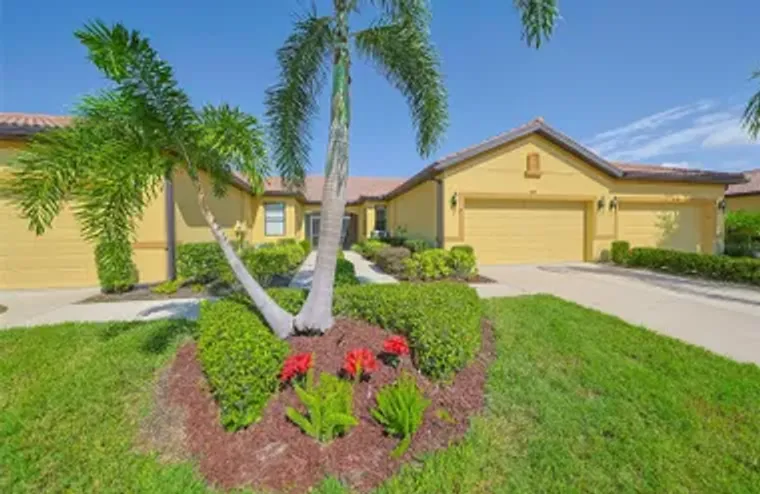 329 BLUEWATER FALLS CT, APOLLO BEACH, FL..., Apollo Beach, FL 33572