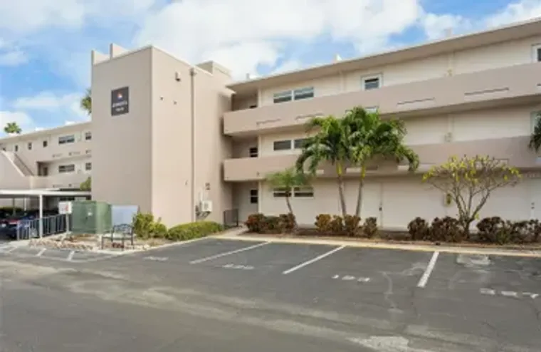 7405 BAY ISLAND DR 123, SOUTH PASADENA, ..., South Pasadena, FL 33707