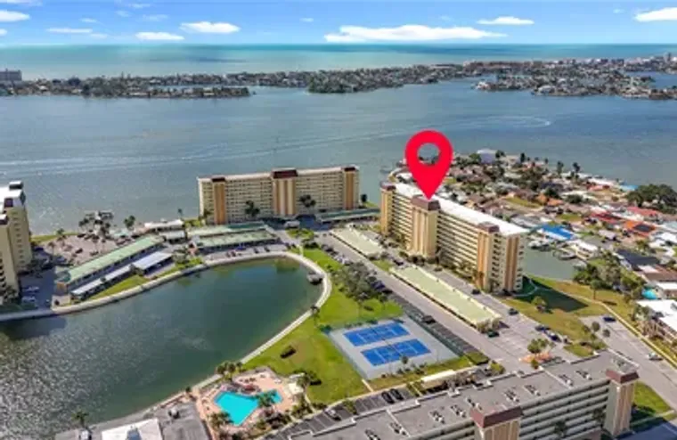 4725 COVE CIR APT 810, SAINT PETERSBURG,..., Saint Petersburg, FL 33708