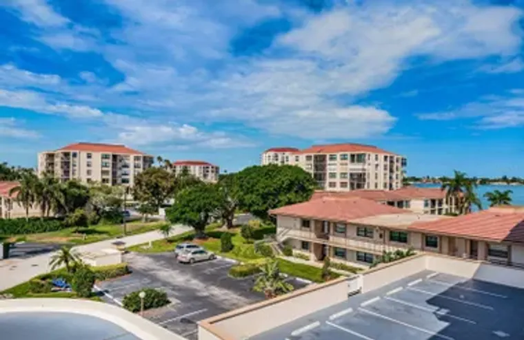 6145 SUN BLVD APT 404, SAINT PETERSBURG,..., Saint Petersburg, FL 33715