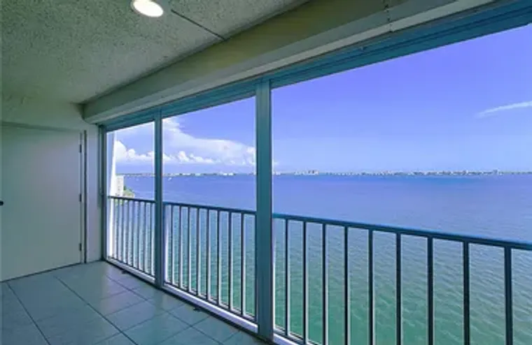 6060 SHORE BLVD 903, GULFPORT, FL, 33707, Gulfport, FL 33707