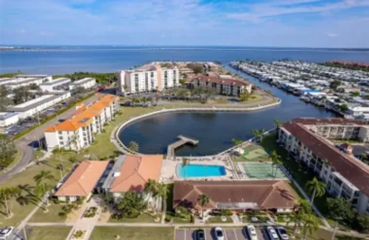 19029 US HIGHWAY 19 APT 25D, CLEARWATER,..., Clearwater, FL 33764