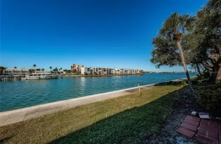 7420 BAY ISLAND DR 171, SOUTH PASADENA, ..., South Pasadena, FL 33707