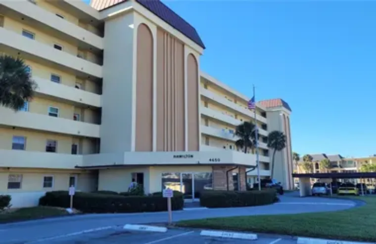 4650 COVE CIR APT 111, ST PETERSBURG, FL..., St Petersburg, FL 33708