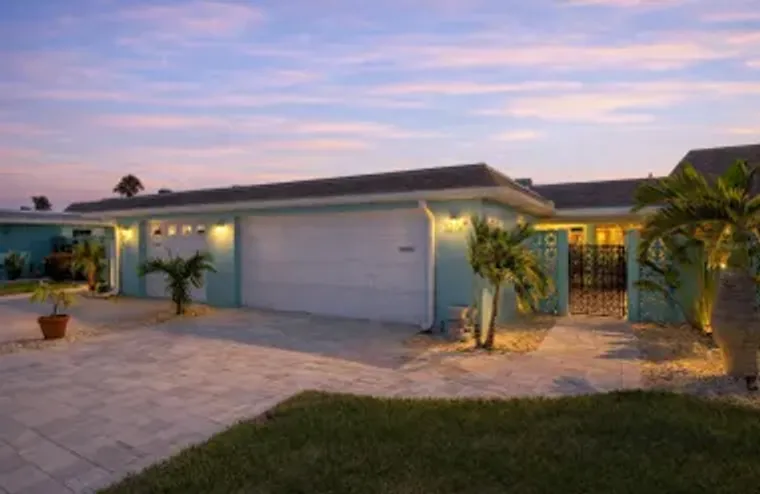 328 BOCA CIEGA POINT BLVD S, ST PETERSBU..., St Petersburg, FL 33708