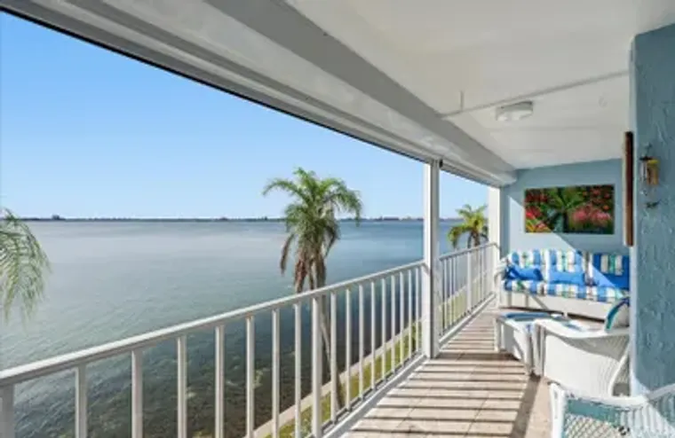 6060 SHORE BLVD 203, GULFPORT, FL, 33707, Gulfport, FL 33707