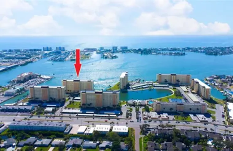 4525 COVE CIR APT 304, SAINT PETERSBURG,..., Saint Petersburg, FL 33708