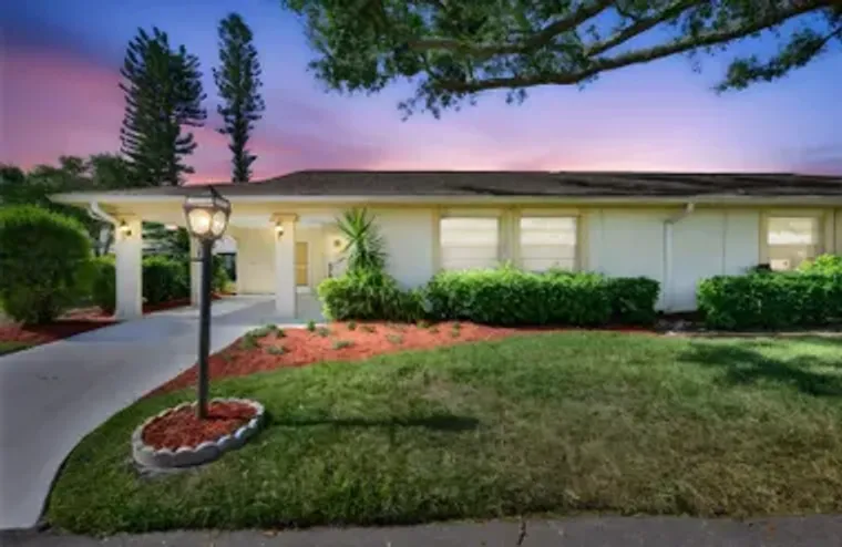 1218 HADDINGTON CIR # 74, SUN CITY CENTE..., Sun City Center, FL 33573