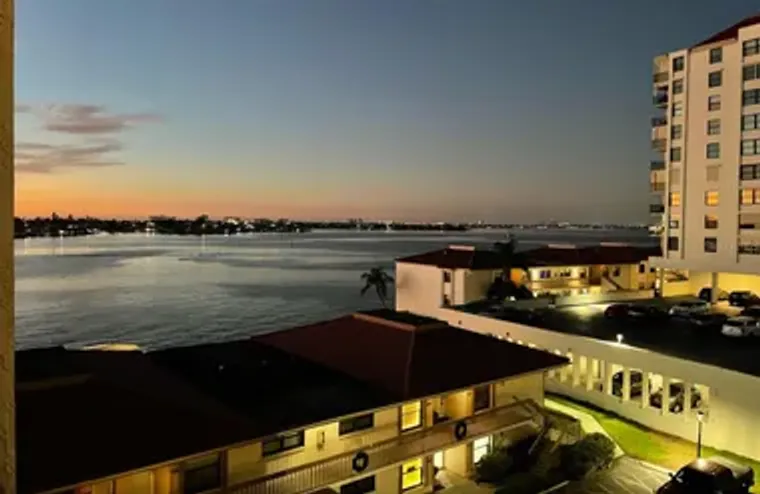 6279 SUN BLVD 503, ST PETERSBURG, FL, 33..., St Petersburg, FL 33715