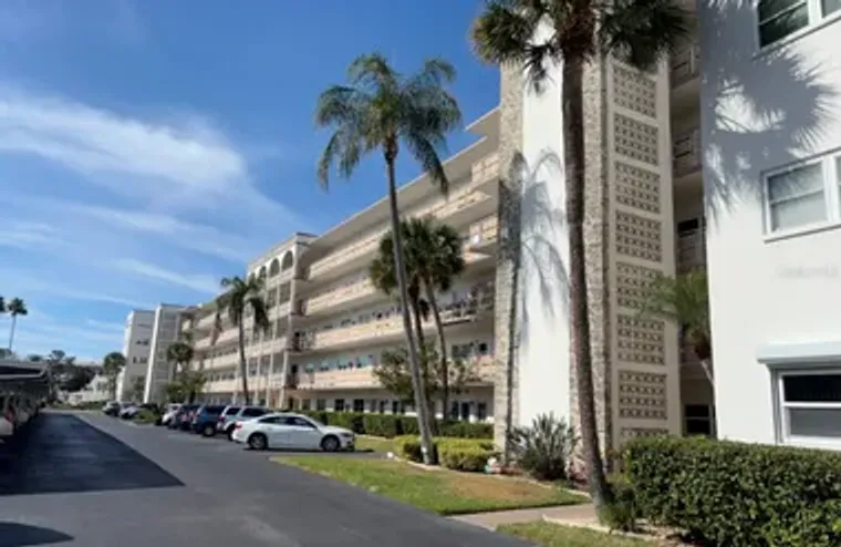 5603 80TH ST N UNIT 207, SAINT PETERSBUR..., Saint Petersburg, FL 33709