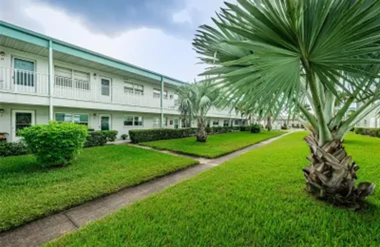 5267 81ST ST N APT 8, SAINT PETERSBURG, ..., Saint Petersburg, FL 33709