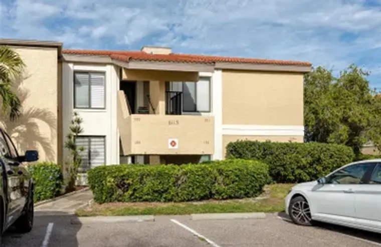 6113 PALMA DEL MAR BLVD S APT 221, SAINT..., Saint Petersburg, FL 33715