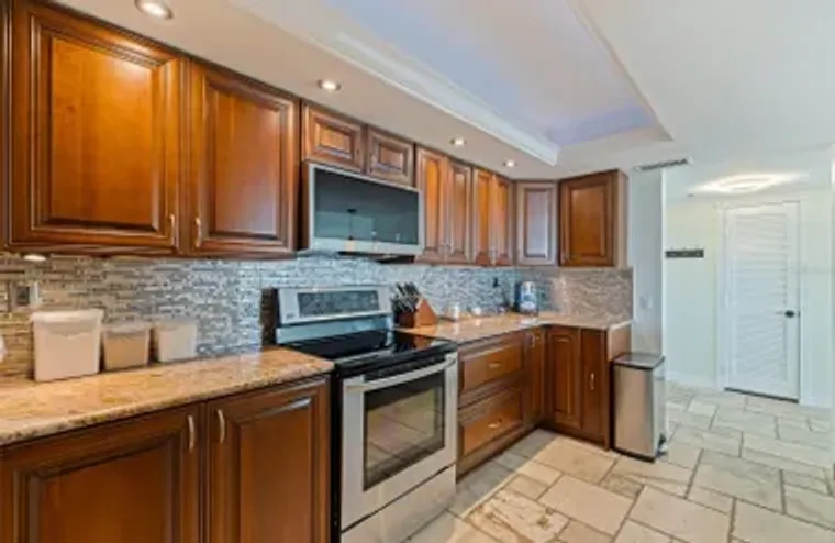 6265 SUN BLVD 1203, ST PETERSBURG, FL, 3..., St Petersburg, FL 33715