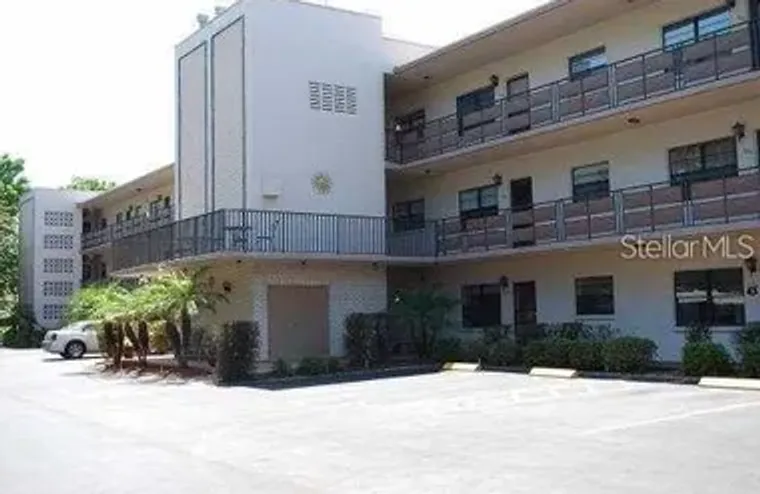 5975 N TERRACE PARK DR 103, ST PETERSBUR..., St Petersburg, FL 33709