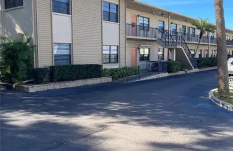 5967 TERRACE PARK DR N UNIT 211, ST PETE..., St Petersburg, FL 33709