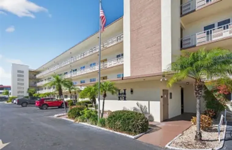 5705 80TH ST N UNIT 105, ST PETERSBURG, ..., St Petersburg, FL 33709