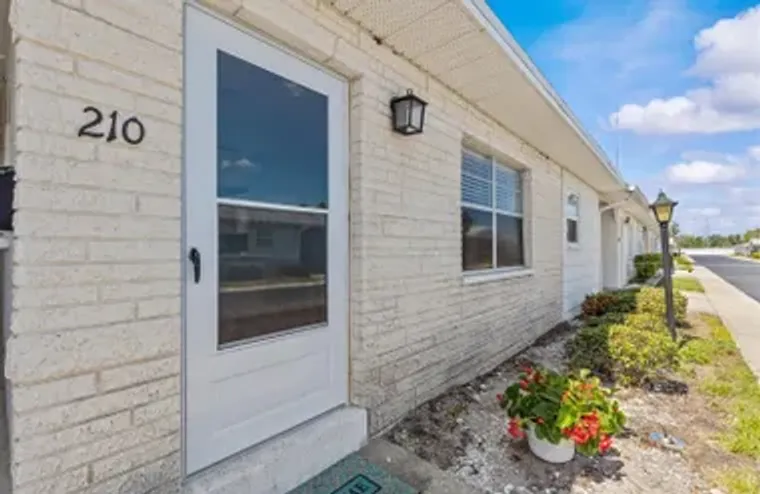 12400 PARK BLVD 210, SEMINOLE, FL, 33772, Seminole, FL 33772