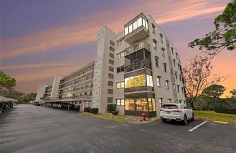 8198 TERRACE GARDEN DR 411, ST PETERSBUR..., St Petersburg, FL 33709