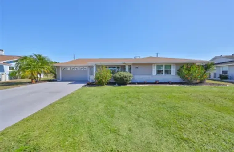 607 FOX HILLS DR, SUN CITY CENTER, FL, 3..., Sun City Center, FL 33573