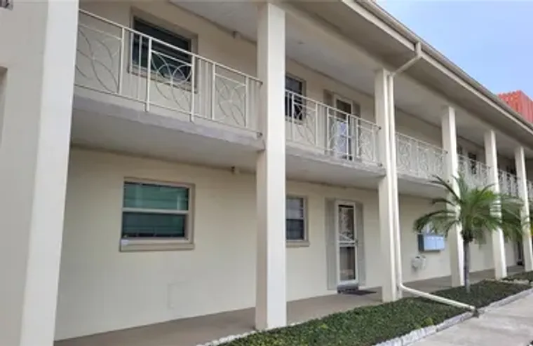 19029 US HIGHWAY 19 N APT 5-14, CLEARWAT..., Clearwater, FL 33764