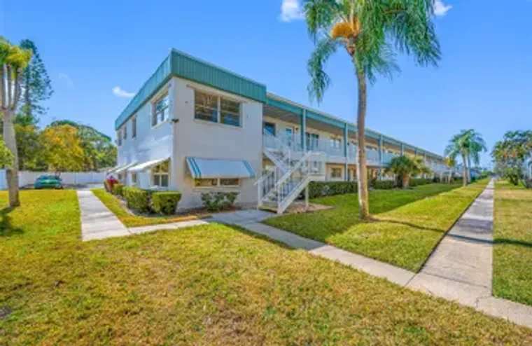 5217 81ST ST N APT 16, ST PETERSBURG, FL..., St Petersburg, FL 33709