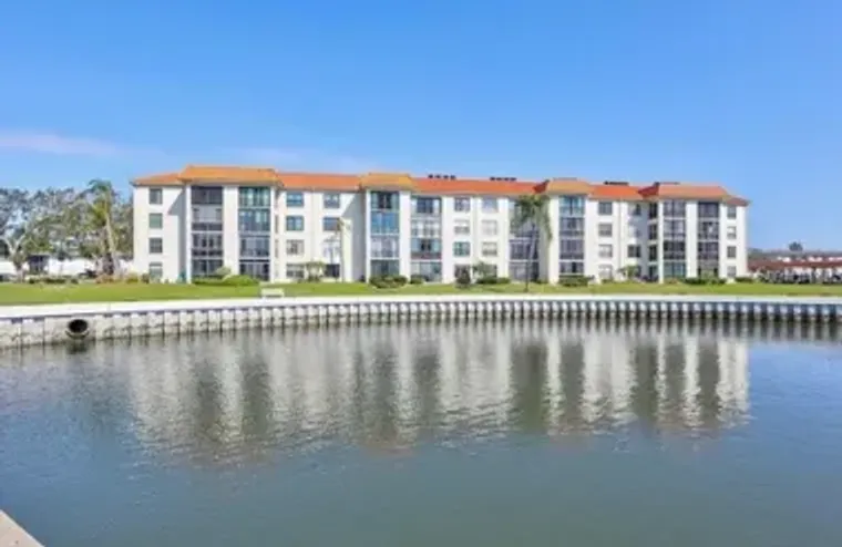 19029 US HIGHWAY 19 N APT 8-31, CLEARWAT..., Clearwater, FL 33764