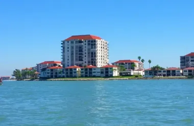 6265 SUN BLVD APT 605, ST PETERSBURG, FL..., St Petersburg, FL 33715