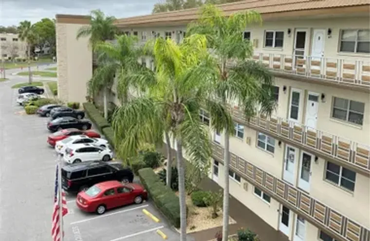 5725 80TH ST N UNIT 408, SAINT PETERSBUR..., Saint Petersburg, FL 33709