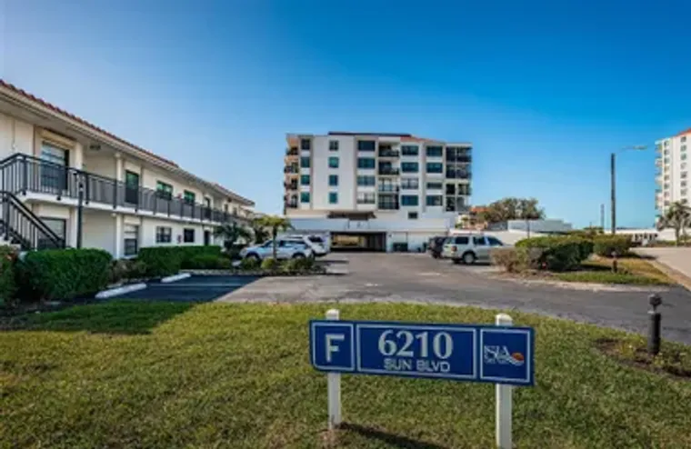 6210 SUN BLVD APT 108, ST PETERSBURG, FL..., St Petersburg, FL 33715
