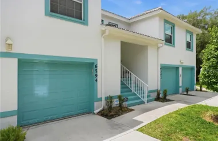 6594 FAIRWAY GARDENS DR 6594, BRADENTON,..., Bradenton, FL 34203