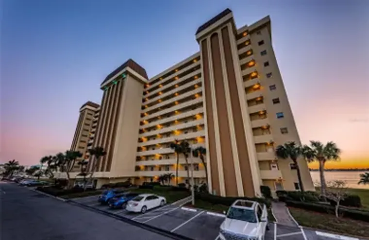 4525 COVE CIR 1207, ST PETERSBURG, FL, 3..., St Petersburg, FL 33708