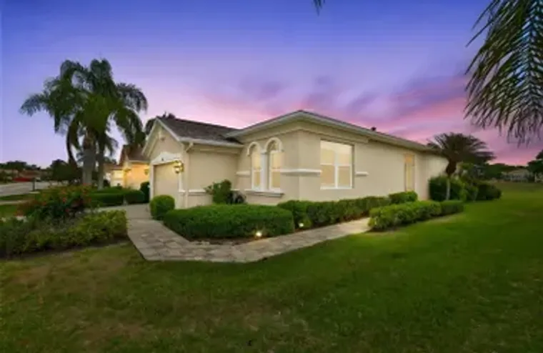 1907 STERLING GLEN CT, SUN CITY CENTER, ..., Sun City Center, FL 33573