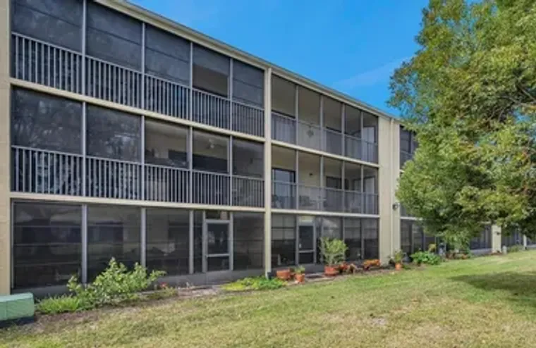 1485 HALSEY DR 105, DUNEDIN, FL, 34698, Dunedin, FL 34698