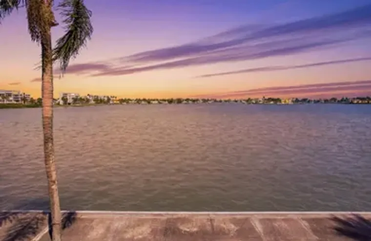 7920 SUN ISLAND DR 202, SOUTH PASADENA, ..., South Pasadena, FL 33707