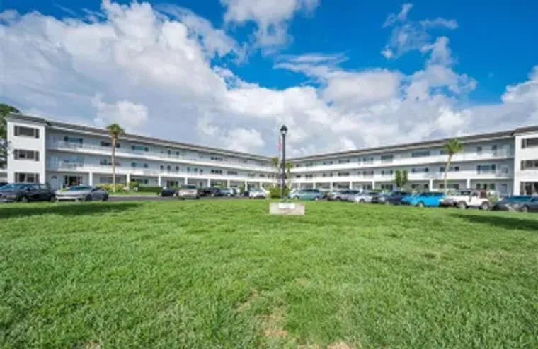 2001 WORLD PARKWAY BLVD 39, CLEARWATER, ..., Clearwater, FL 33763