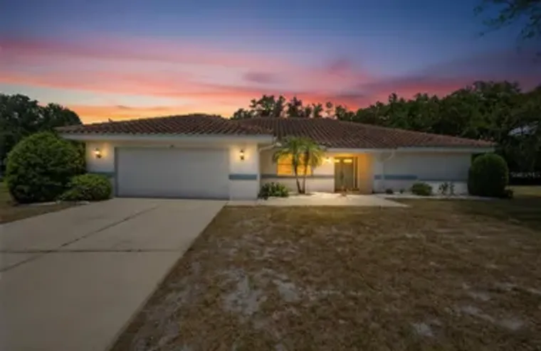2015 BERRY ROBERTS DR, SUN CITY CENTER, ..., Sun City Center, FL 33573