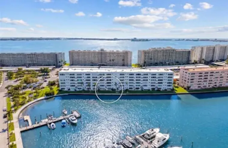 5925 SHORE BLVD 108, GULFPORT, FL, 33707, Gulfport, FL 33707