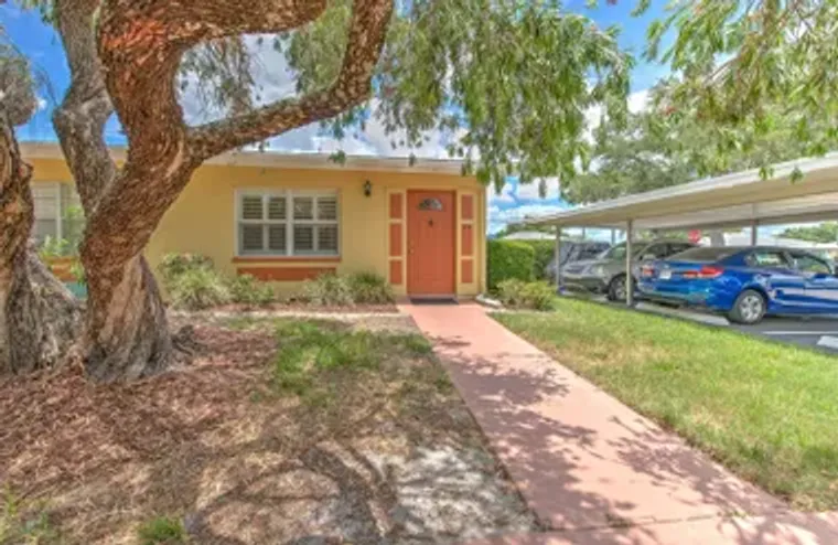 401 DORCHESTER PL 49, SUN CITY CENTER, F..., Sun City Center, FL 33573