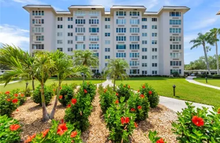622 EDGEWATER DR 823, DUNEDIN, FL, 34698, Dunedin, FL 34698