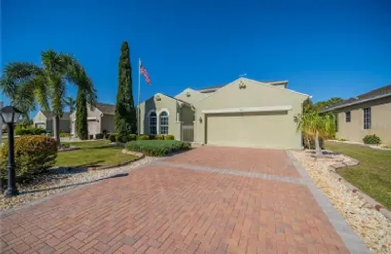 445 NOBLE FAIRE DR, SUN CITY CENTER, FL,..., Sun City Center, FL 33573