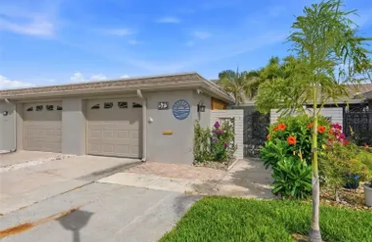 573 BOCA CIEGA POINT BLVD, ST PETERSBURG..., St Petersburg, FL 33708