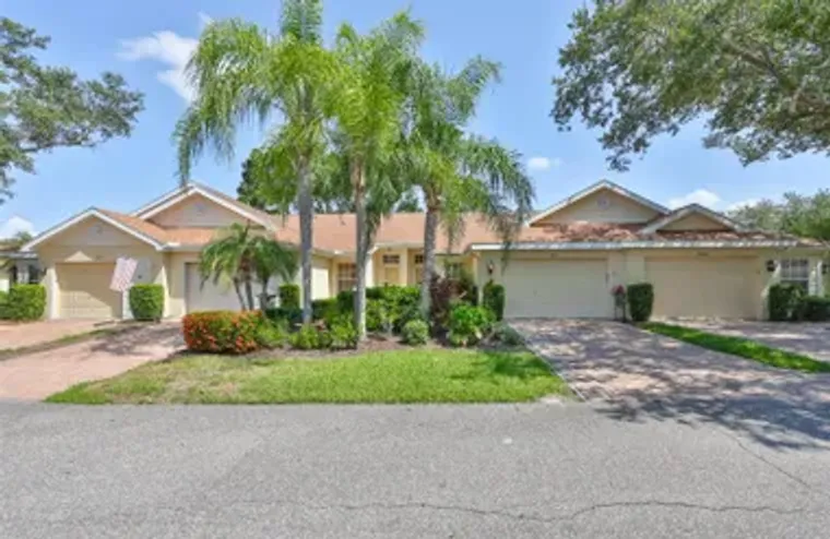 2411 NEW HAVEN CIR 70, SUN CITY CENTER, ..., Sun City Center, FL 33573
